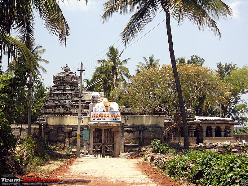 'Xing'ing around ! - An incomplete guide to Hoysala temples ;-)-161.jpg