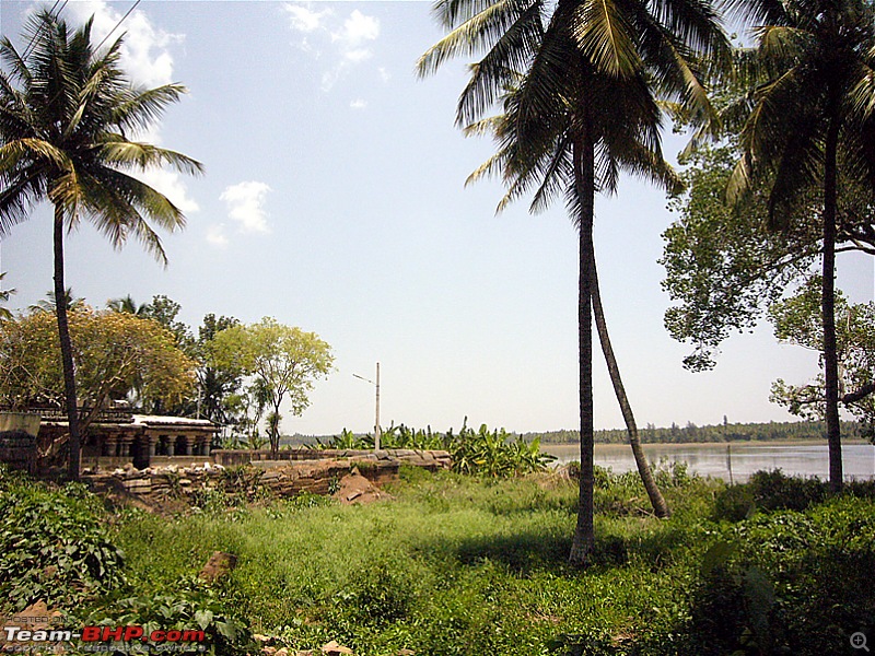 'Xing'ing around ! - An incomplete guide to Hoysala temples ;-)-161a.jpg