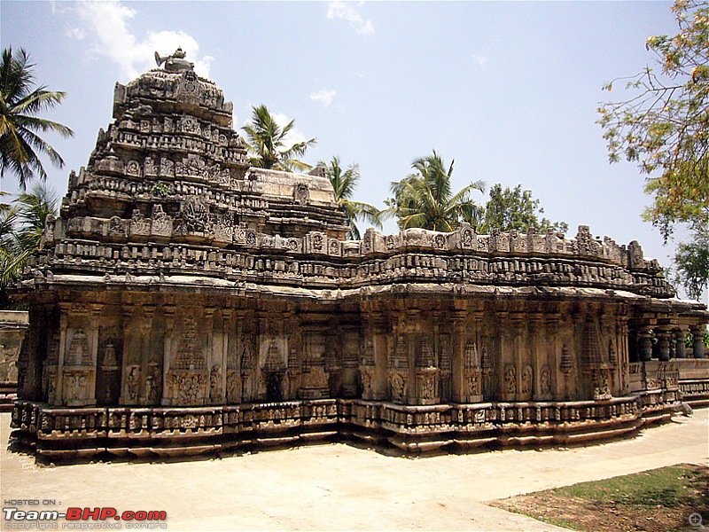 'Xing'ing around ! - An incomplete guide to Hoysala temples ;-)-164.jpg