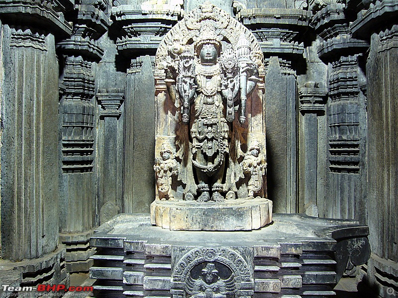 'Xing'ing around ! - An incomplete guide to Hoysala temples ;-)-184.jpg