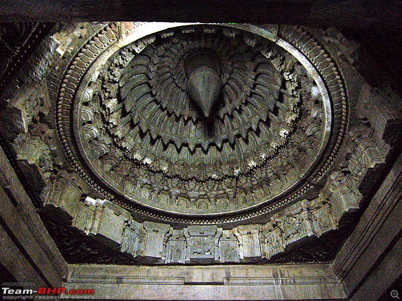 'Xing'ing around ! - An incomplete guide to Hoysala temples ;-)-186.jpg