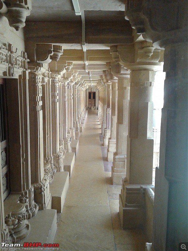 March 2014: Delhi to Jaisalmer in a Fortuner AT-jain-temples-1.jpg