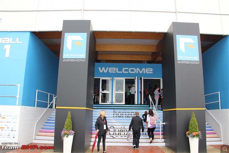 Farnborough International Airshow 2014, UK-2entrance-2.jpg