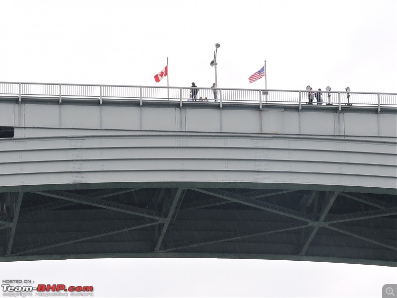 Banff National Park: Niagara Falls, Canada-rainbow-bridge-crossover-between-us-canada.jpg