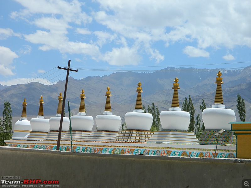 Tata Safari Storme flies to Heaven - Ladakh-0.jpg