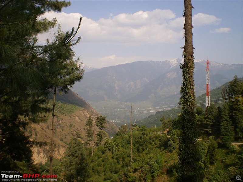 A peep into.. Valley of Gods-town-below.jpg