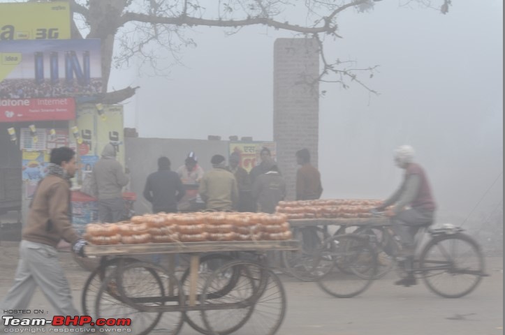 A humble beginning: Driving from Delhi to Kolkata-bangle-seller.jpg