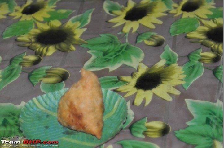 A humble beginning: Driving from Delhi to Kolkata-samosas.jpg