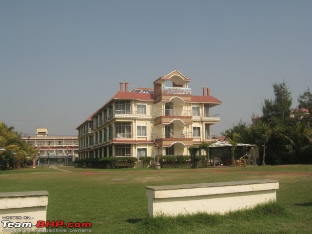 A quickie of sorts - Mandarmoni, West Bengal in winter 2015-hotel-building-jan-06-1030-am.jpg