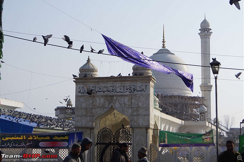 Kashmir in January: Srinagar (sans snow after floods), Gulmarg, Yousmarg & Pahalgam-hazratbal-1k400.jpg