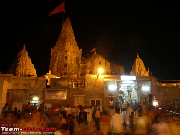 Dwarka-Gujarat: A long drive to the lost city of atlantis-05_temple_night_web.jpg