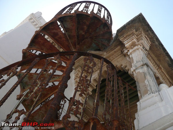 Dwarka-Gujarat: A long drive to the lost city of atlantis-10_lakhotia_stairwell_web.jpg