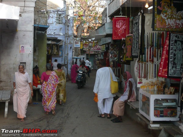 Dwarka-Gujarat: A long drive to the lost city of atlantis-12_alleyway_web.jpg