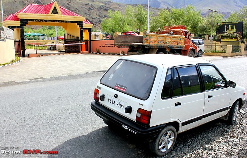 Leh - In a Maruti 800-11203041_10152795786644109_8394024577669494707_n.jpg