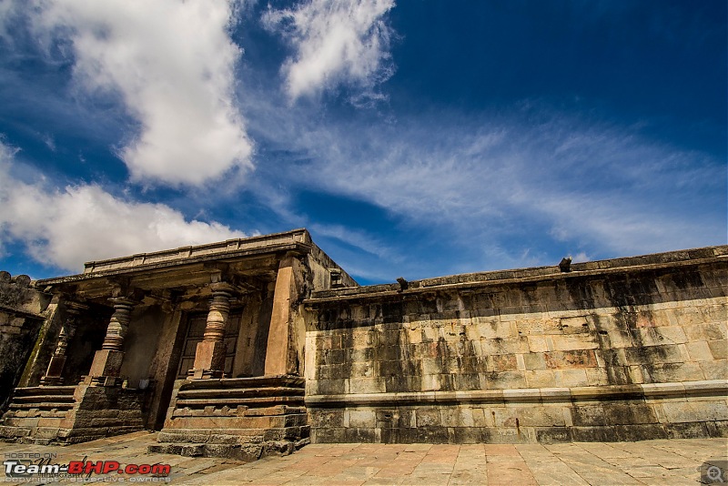 Amazing blue sky, three friends and a trip to Hoysala Empire - Belur and Halebidu!-dsc_7864.jpg