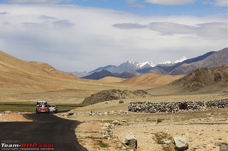 Sailed through the high passes in Hatchbacks, SUVs & a Sedan - Our Ladakh chapter from Kolkata-12002858_972032956168524_7473632193520202271_n.jpg