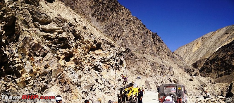 Report & Pics: The 2015 Himalayan Spiti Escape (Mahindra Adventure)-mahindra_spiti_escape_day4_dynamite.jpg