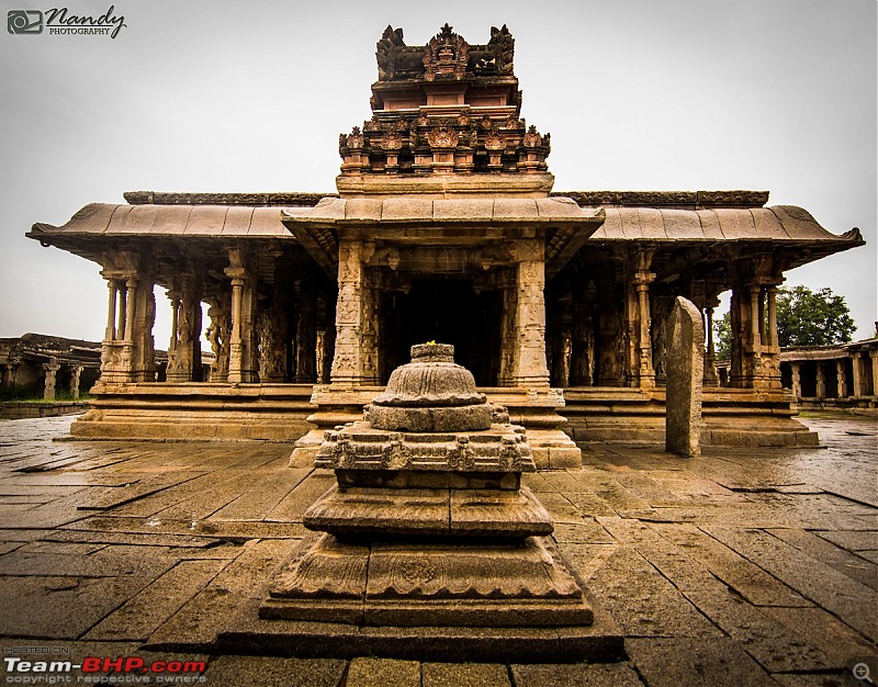 Once a rich city, now only silent ruins  Ride to the time-worn yet immemorial Hampi!-dsc_0865.jpg