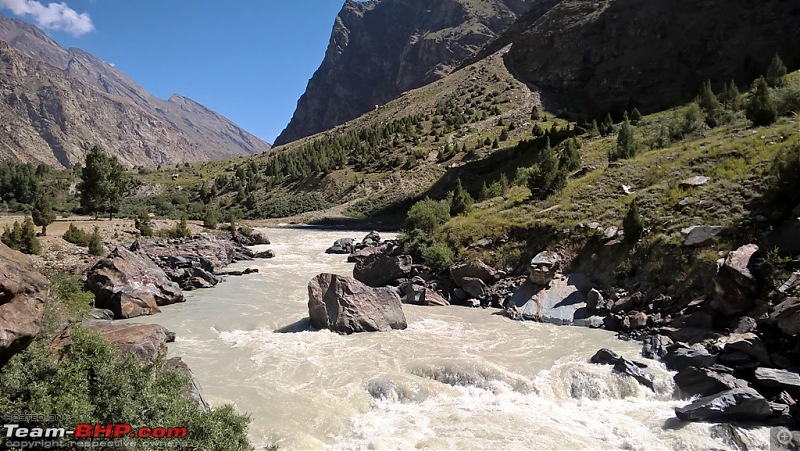 Road Trip: Triumph Bonneville gets Ju-Leh'd!-chandra-river.jpg