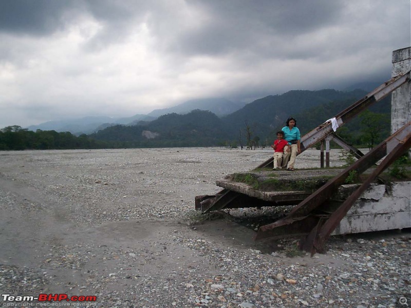 Wet Bhutan and Green Dooars-river4.jpg
