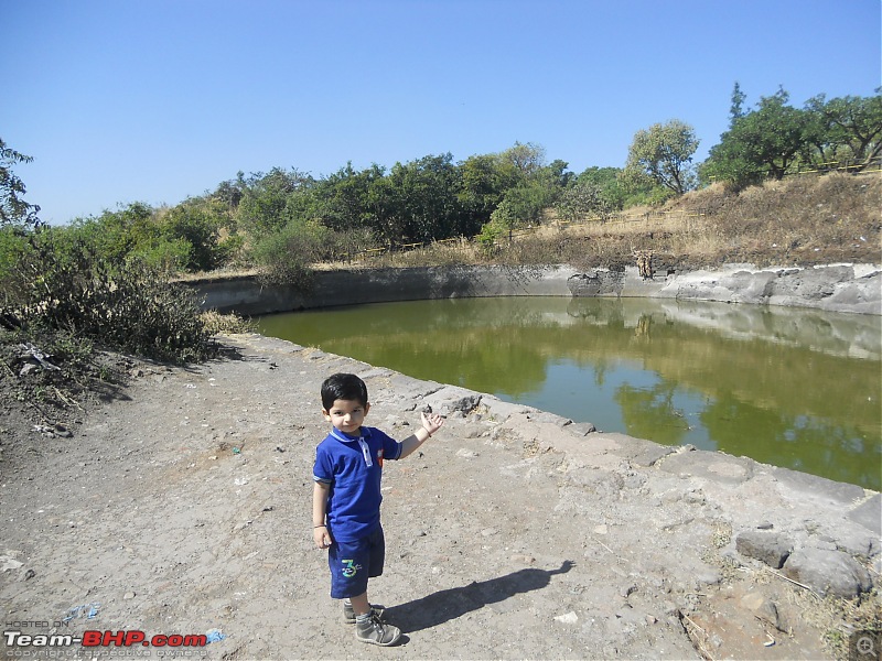 With my TUV300 to Sinhagad Fort, Balaji Temple, Narayanpur & Shivthar Ghal-24this-place-where-elephants-used-drink-water-take-bath.jpg