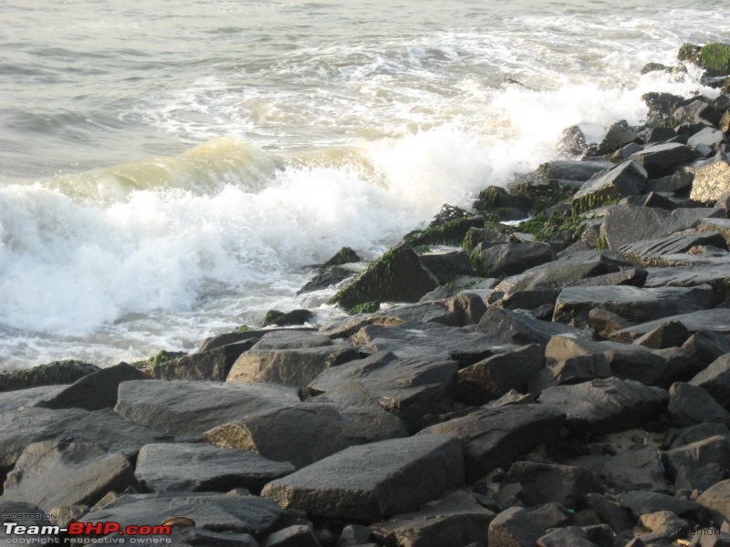 Pondicherry: Give time a BREAK!-beach-near-mg-statue2.jpg