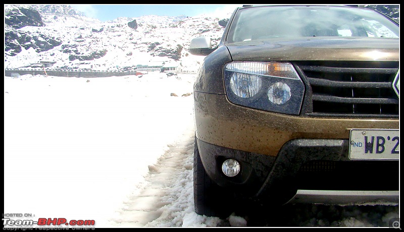 White Sikkim in a Duster AWD-tooilet-2.jpg