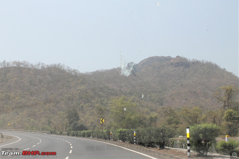 Burning up the road - Ahmedabad to Goa-road-2.jpg