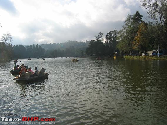 Civved : Kodaikanal, Munnar-pboating1.jpg