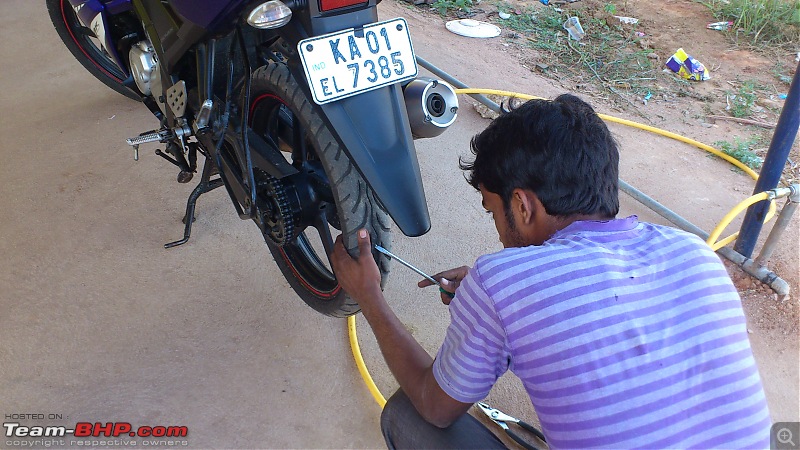 Bangalore to Chikmagalur - 3 Yamahas race to the Young Girl's Town-fixing-flat-tire.jpg