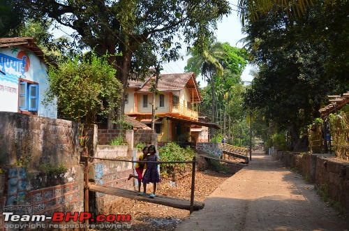 Magnificent Maharashtra - The Mahalog!-kelshi_village_beach7.jpg