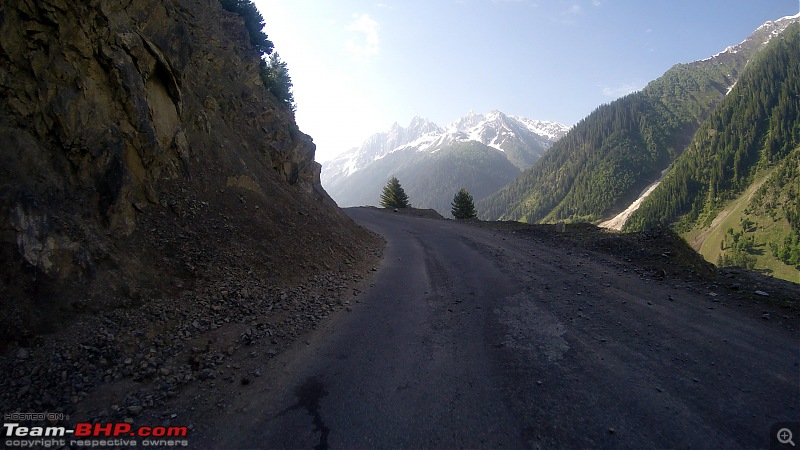 Chasing the Lama on a KTM 390 Duke: Pune to Ladakh, 6500+ km in 12 days-zozi-la-5.jpg