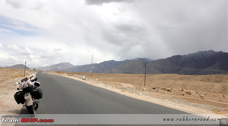 Chasing the Lama on a KTM 390 Duke: Pune to Ladakh, 6500+ km in 12 days-lehkargil-road-1.jpg