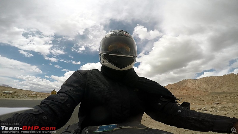 Chasing the Lama on a KTM 390 Duke: Pune to Ladakh, 6500+ km in 12 days-ktm-duke-390-selfy-7.jpg