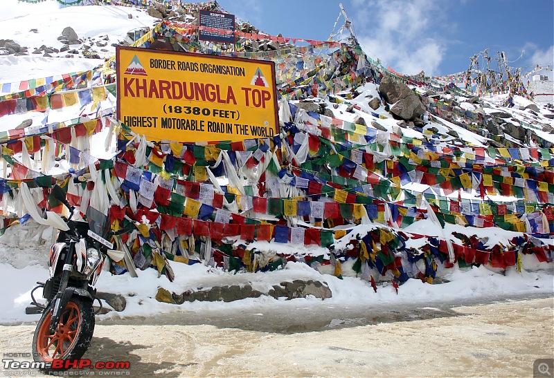 Chasing the Lama on a KTM 390 Duke: Pune to Ladakh, 6500+ km in 12 days-khardungla_ktm_duke390.jpg