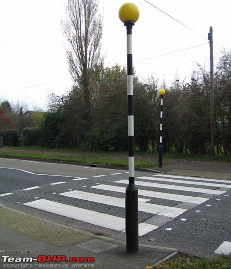 Road-trips in the United Kingdom - In & Out-zebra_crossing.jpg