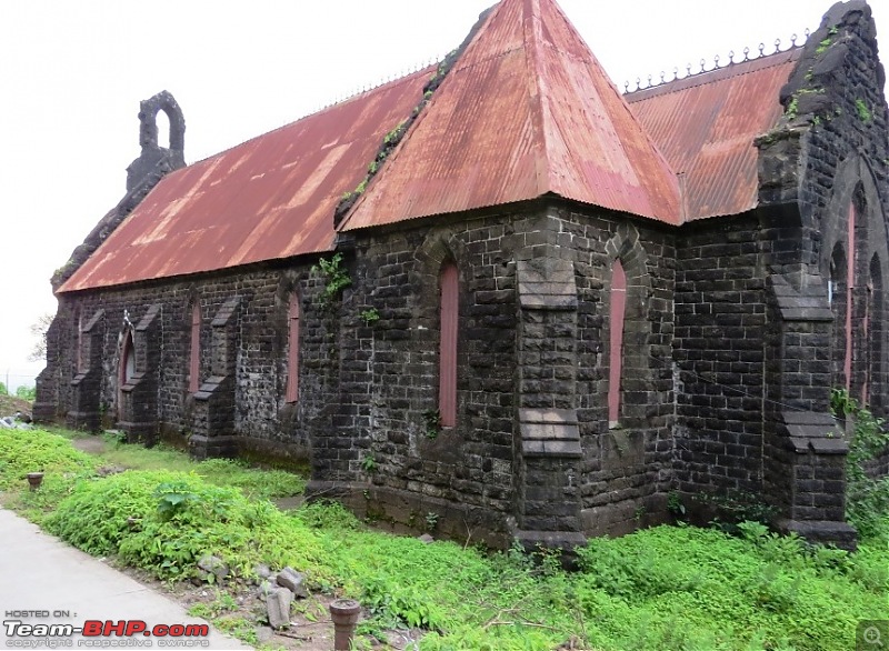 Drive from Pune -> Purandar Fort-chruch.jpg