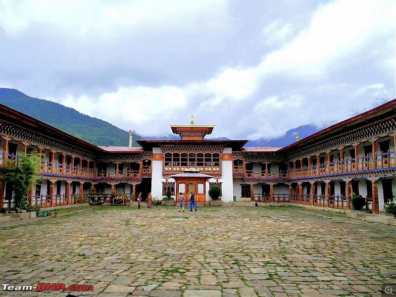 Throwback to a bygone era - Bhutan in a Bolero 4x4-img_20161006_104222.jpg