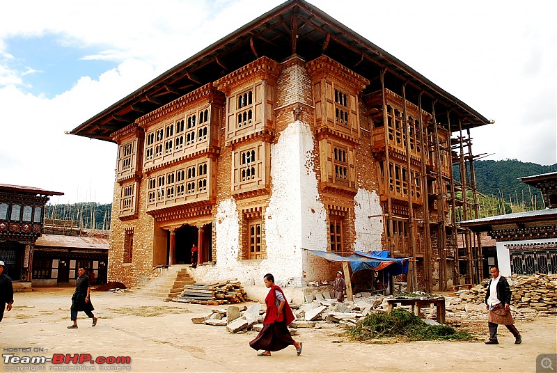 Throwback to a bygone era - Bhutan in a Bolero 4x4-dsc_9292.jpg