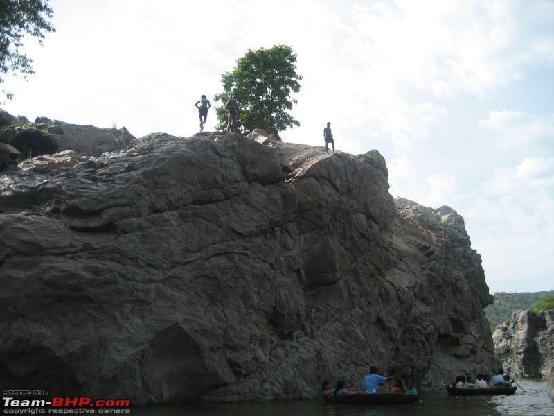 One day trips - Visiting Hogenekkal Falls-img_2278.jpg