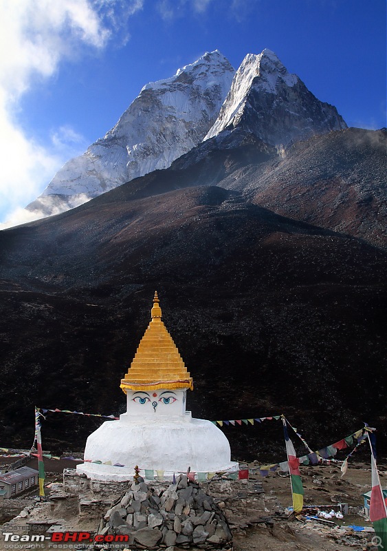Trek to the Everest Base Camp-stupa-ama-dablam.jpg