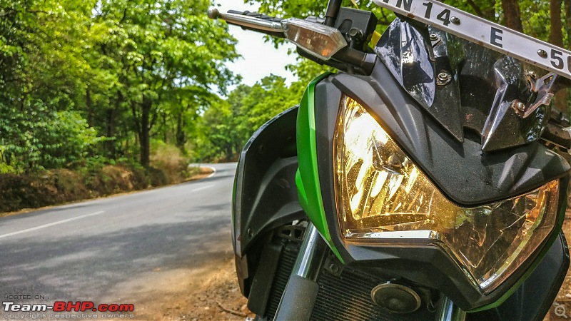 Chennai - Goa on a Kawasaki Z250-mollem-bike-headlights.jpg