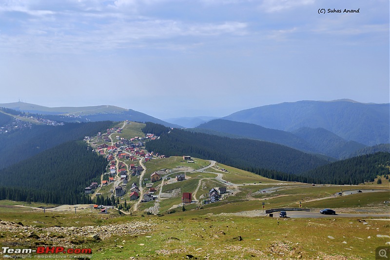 Driving on the best road in the world : Transfăgărășan-transalpina.jpg