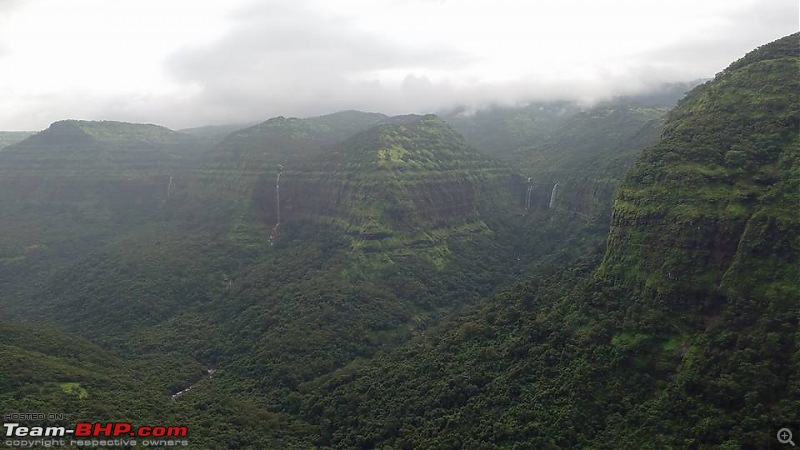 With my TUV300 to Sinhagad Fort, Balaji Temple, Narayanpur & Shivthar Ghal-9.jpg