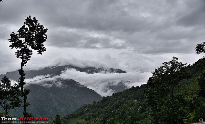 Thar & Duster AWD Twins drive to Sikkim-pelling-morning-2.jpeg