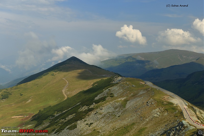 Driving on the best road in the world : Transfăgărășan-transalp-mountain.jpg