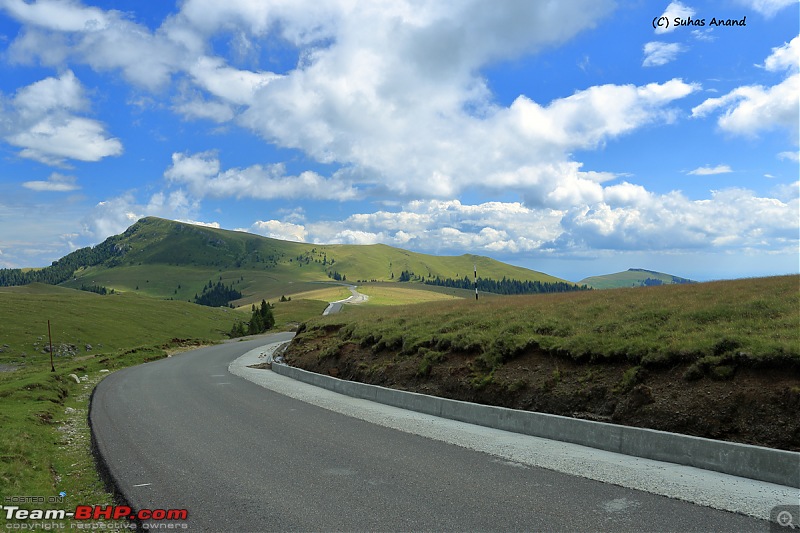 Driving on the best road in the world : Transfăgărășan-transbucegi-road-blue-sky.jpg