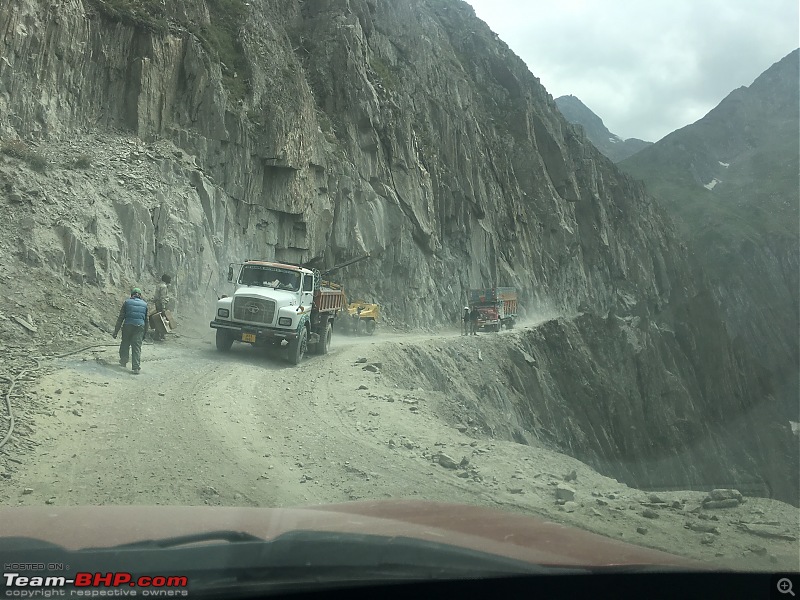 Every driving enthusiast's dream - Group of XUV500s getting Leh'ed!-img_3760.jpg