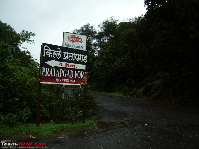 Pics : Mumbai - Mahabaleshwar - Panchagini - 24th July 2009.-k.jpg