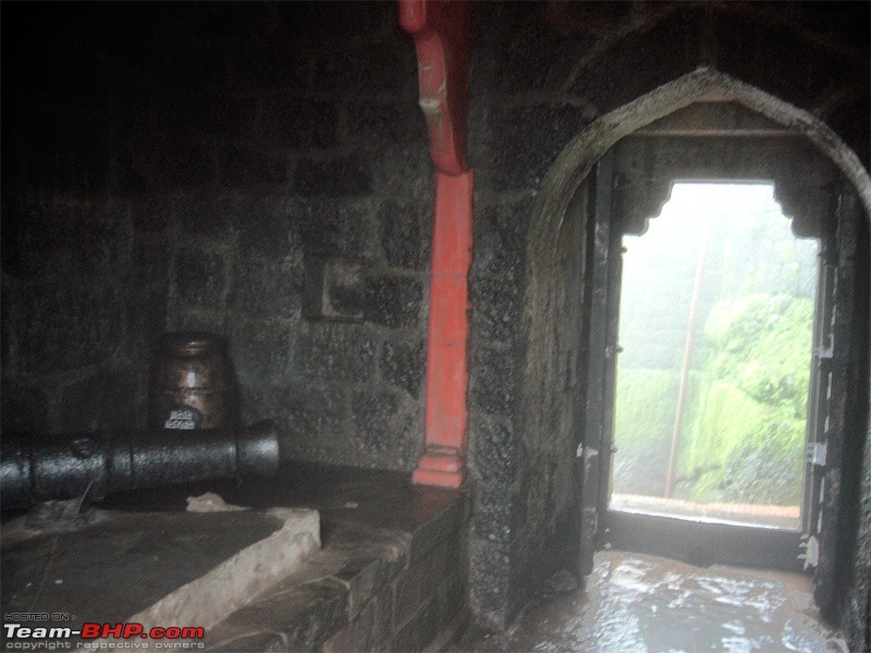 Pics : Mumbai - Mahabaleshwar - Panchagini - 24th July 2009.-n.jpg